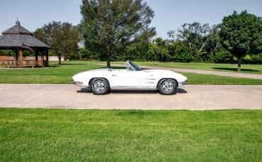 Chevrolet-Corvette-Convertible-4-spd-1964-Convertible-12