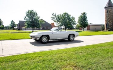 Chevrolet-Corvette-Convertible-4-spd-1964-Convertible-17