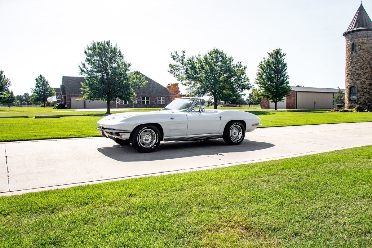 Chevrolet-Corvette-Convertible-4-spd-1964-Convertible-17
