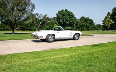 Chevrolet-Corvette-Convertible-4-spd-1964-Convertible-25