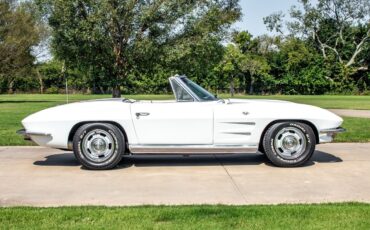 Chevrolet-Corvette-Convertible-4-spd-1964-Convertible-26