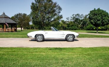 Chevrolet-Corvette-Convertible-4-spd-1964-Convertible-27