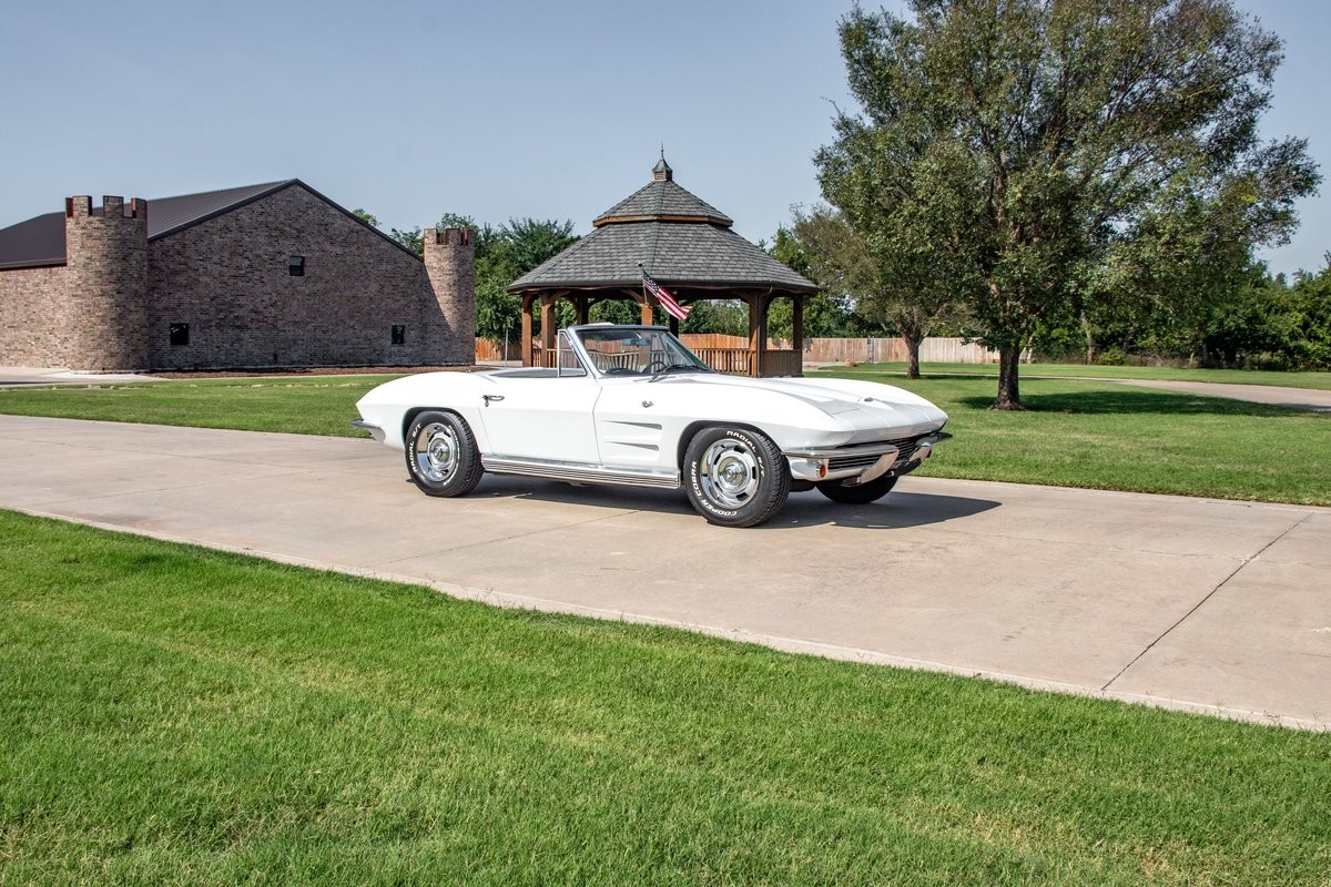 Chevrolet-Corvette-Convertible-4-spd-1964-Convertible-29