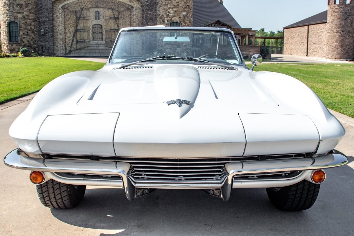 Chevrolet-Corvette-Convertible-4-spd-1964-Convertible-31