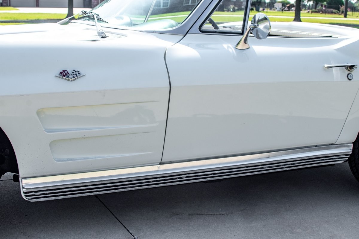 Chevrolet-Corvette-Convertible-4-spd-1964-Convertible-36