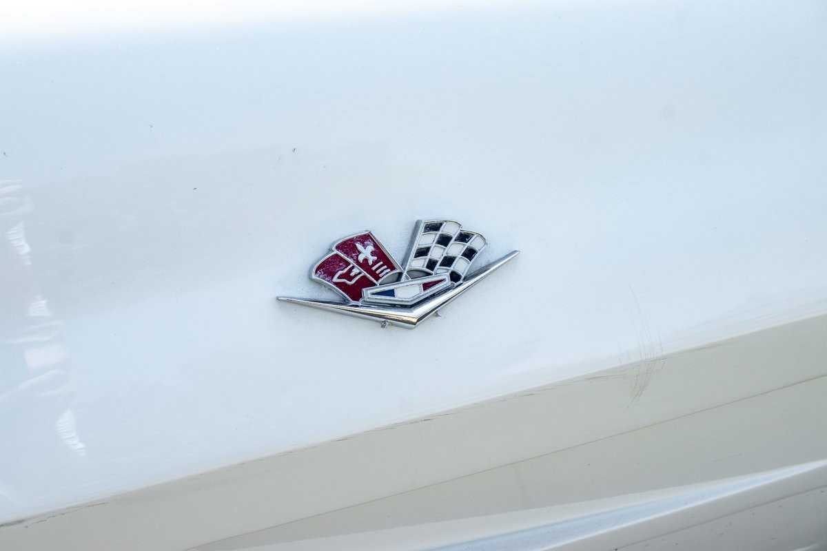 Chevrolet-Corvette-Convertible-4-spd-1964-Convertible-37