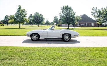 Chevrolet-Corvette-Convertible-4-spd-1964-Convertible-4