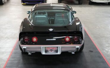 Chevrolet-Corvette-Indianapolis-500-Pace-Car-Edition-1978-Coupe-13