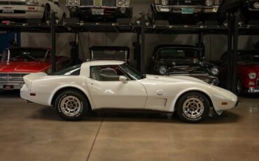 Chevrolet-Corvette-L82-350325HP-V8-4-spd-manual-1979-2-Door-Coupe-2