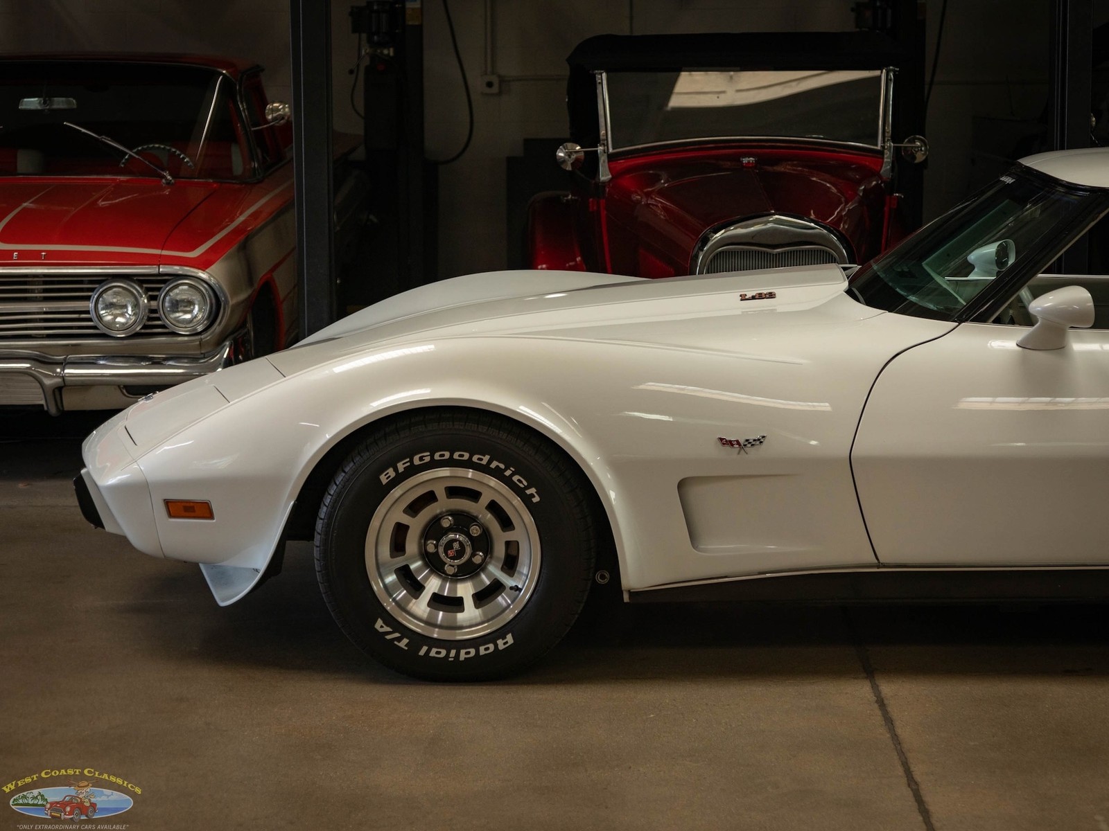 Chevrolet-Corvette-L82-350325HP-V8-4-spd-manual-1979-2-Door-Coupe-4