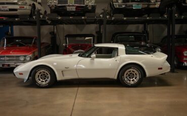 Chevrolet-Corvette-L82-350325HP-V8-4-spd-manual-1979-2-Door-Coupe-6