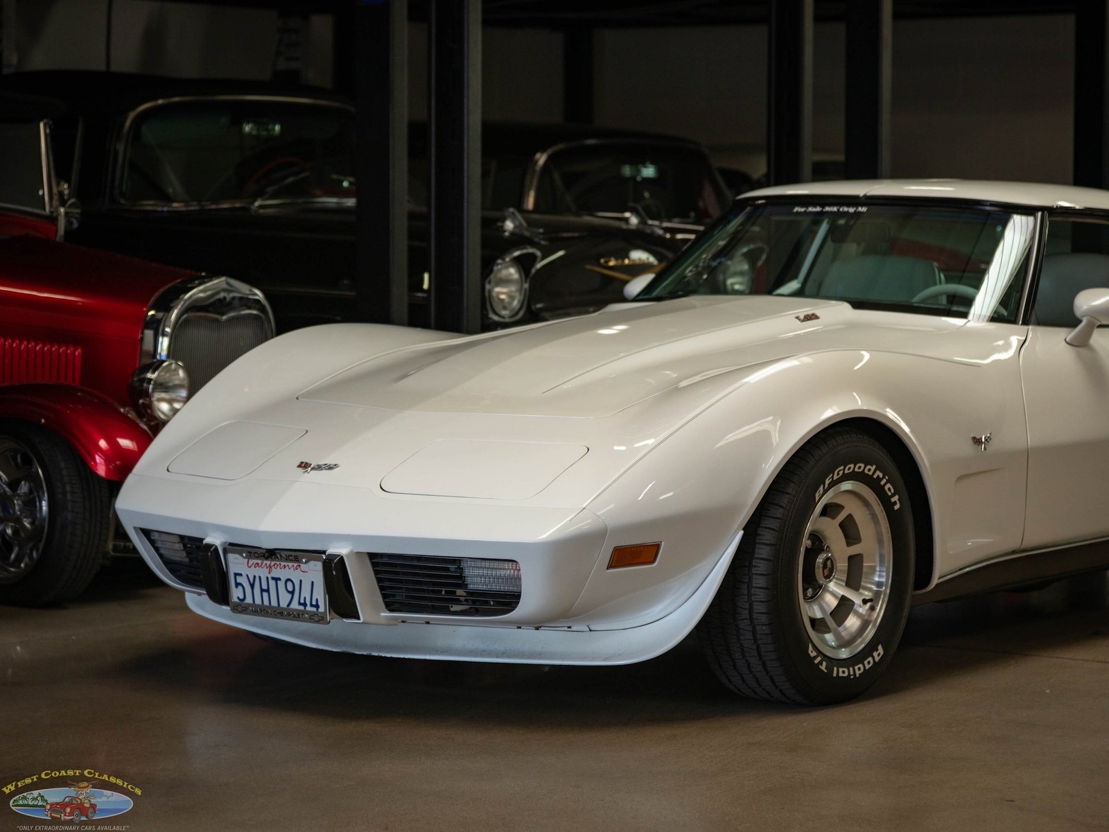 Chevrolet-Corvette-L82-350325HP-V8-4-spd-manual-1979-2-Door-Coupe-8