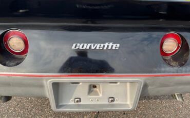 Chevrolet-Corvette-Pace-Car-1978-Coupe-33
