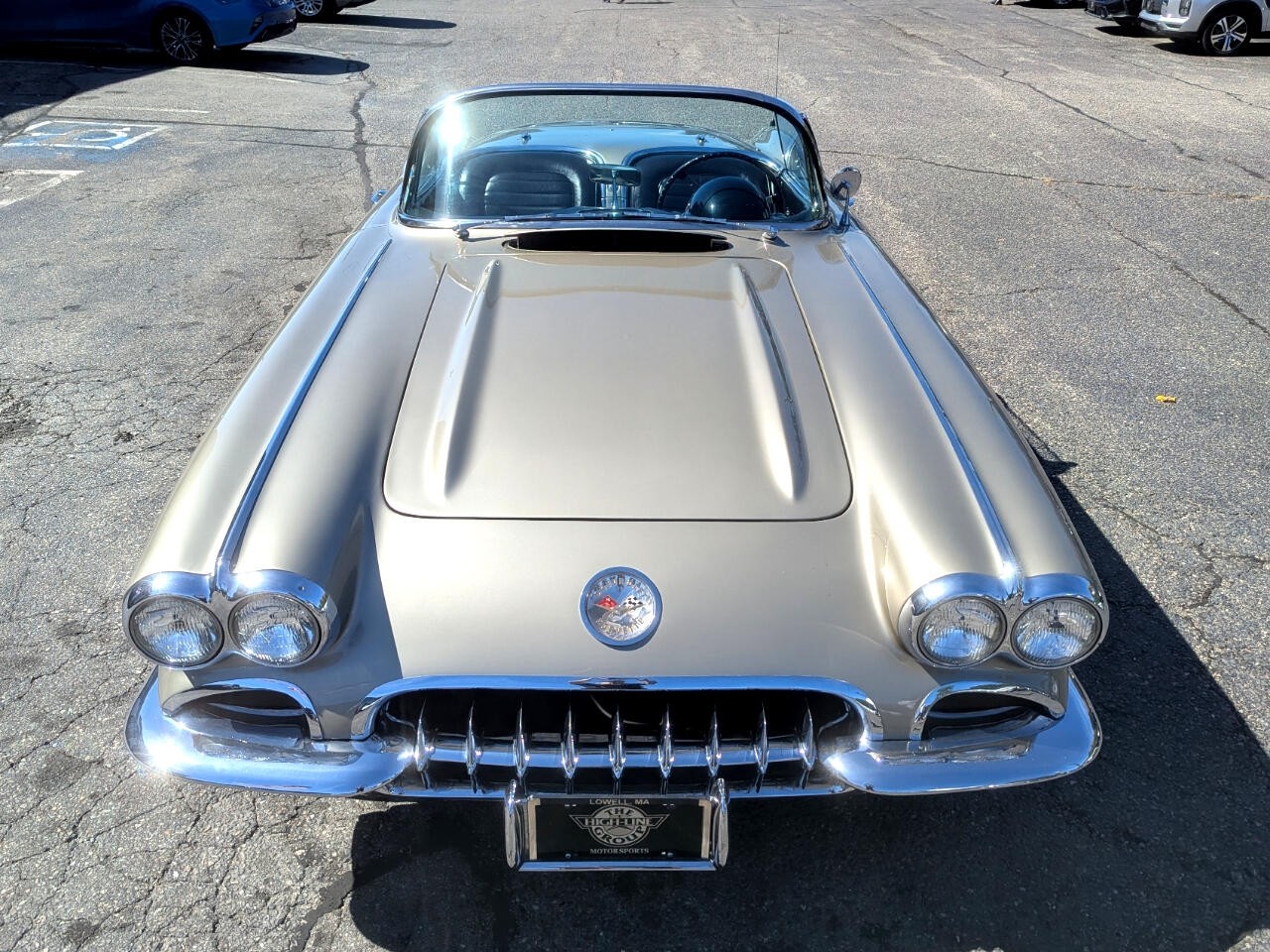 Chevrolet-Corvette-Stingray-Convertible-1959-Convertible-10
