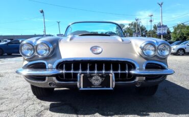 Chevrolet-Corvette-Stingray-Convertible-1959-Convertible-11