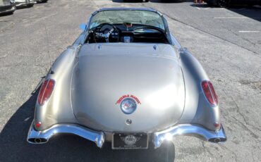 Chevrolet-Corvette-Stingray-Convertible-1959-Convertible-15