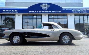 Chevrolet-Corvette-Stingray-Convertible-1959-Convertible-2