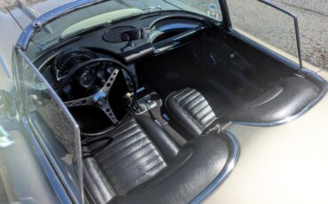 Chevrolet-Corvette-Stingray-Convertible-1959-Convertible-32