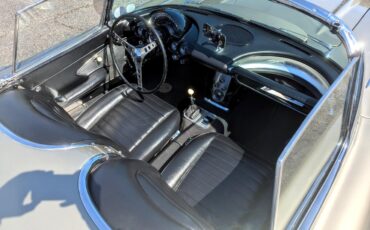 Chevrolet-Corvette-Stingray-Convertible-1959-Convertible-33