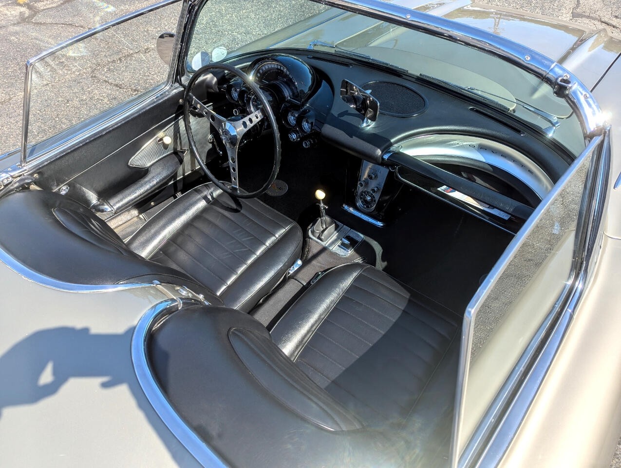 Chevrolet-Corvette-Stingray-Convertible-1959-Convertible-33
