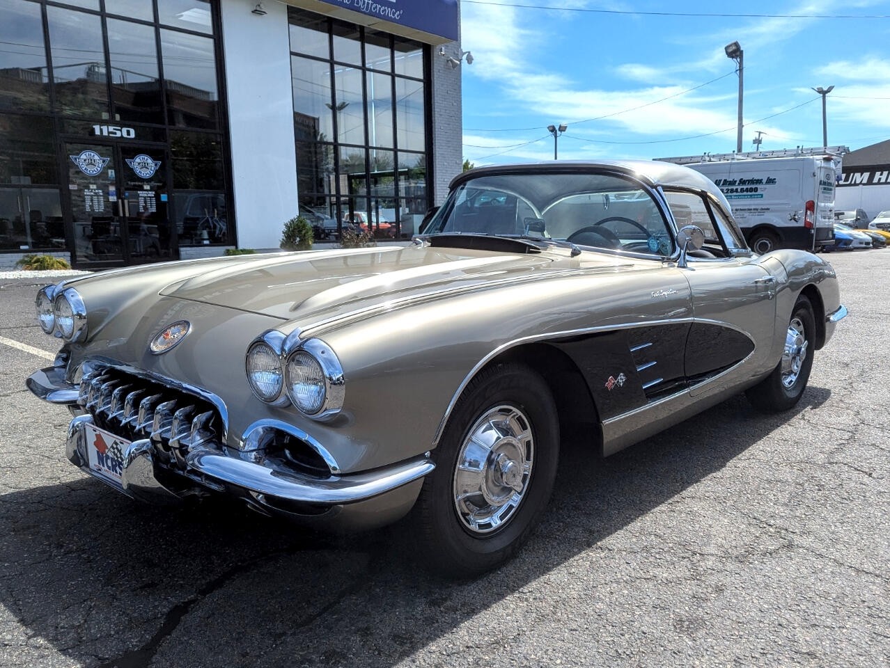 Chevrolet-Corvette-Stingray-Convertible-1959-Convertible-5