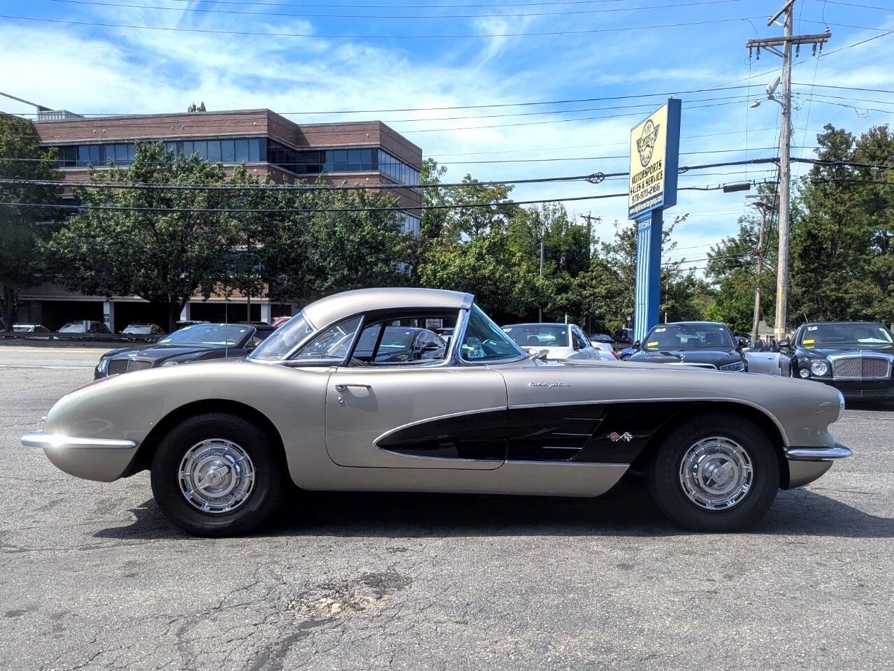 Chevrolet-Corvette-Stingray-Convertible-1959-Convertible-7