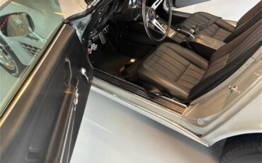 Chevrolet-Corvette-c3-collectors-edition-1970-cortez-silver-black-4