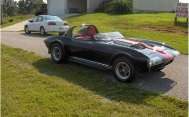 Chevrolet-Corvette-grand-sport-1964-Black-w-Red-Stripe-Red-4