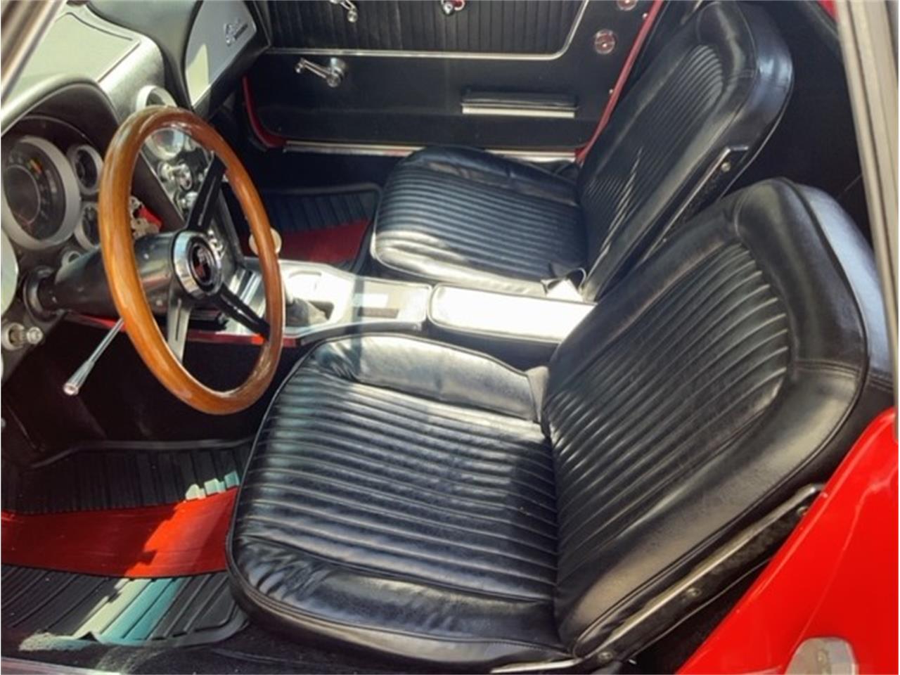 Chevrolet-Corvette-stingray-1964-Red-Black-9