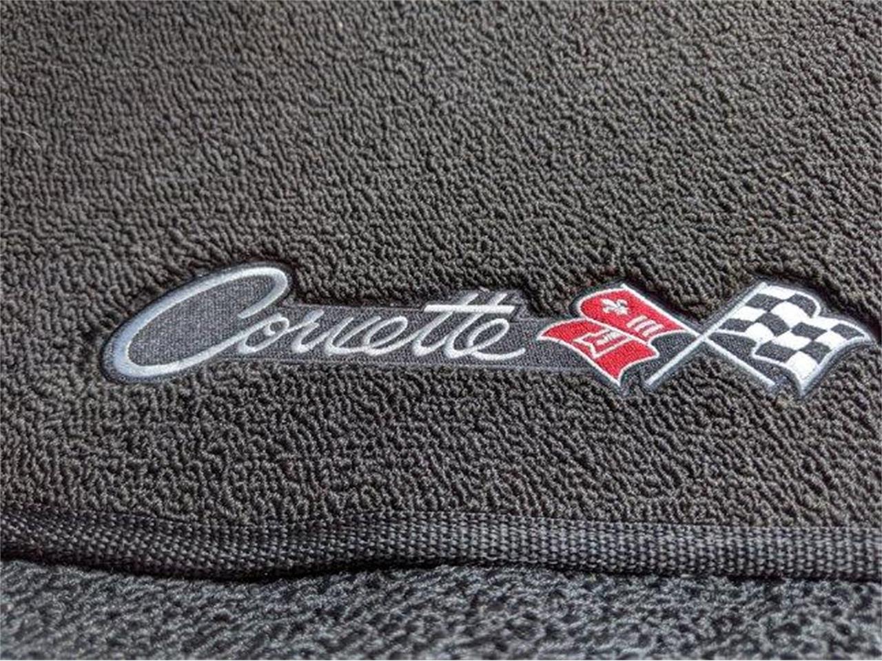 Chevrolet-Corvette-stingray-1965-CANDY-APPLE-RED-BLACK-AND-RED-19