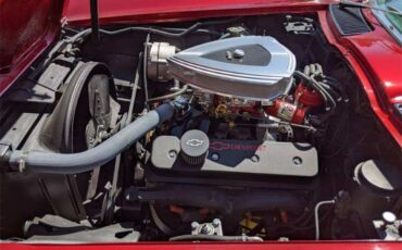 Chevrolet-Corvette-stingray-1965-CANDY-APPLE-RED-BLACK-AND-RED-25