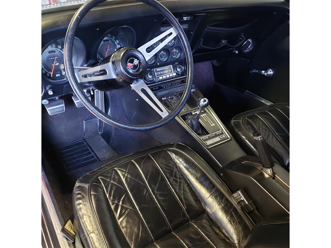 Chevrolet-Corvette-stingray-1969-Candy-Wineberry-Black-9