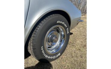 Chevrolet-Corvette-stingray-1969-Cortez-Silver-Bkack-17