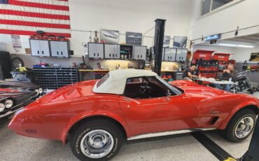 Chevrolet-Corvette-stingray-1974-Red-Red-14