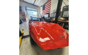 Chevrolet-Corvette-stingray-1974-Red-Red-25