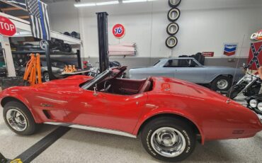 Chevrolet-Corvette-stingray-1974-Red-Red-3