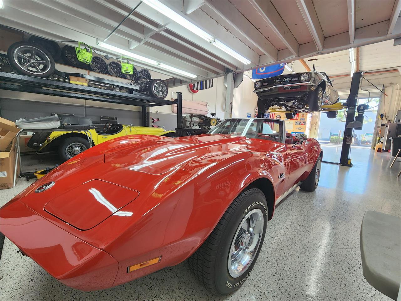 Chevrolet-Corvette-stingray-1974-Red-Red-30