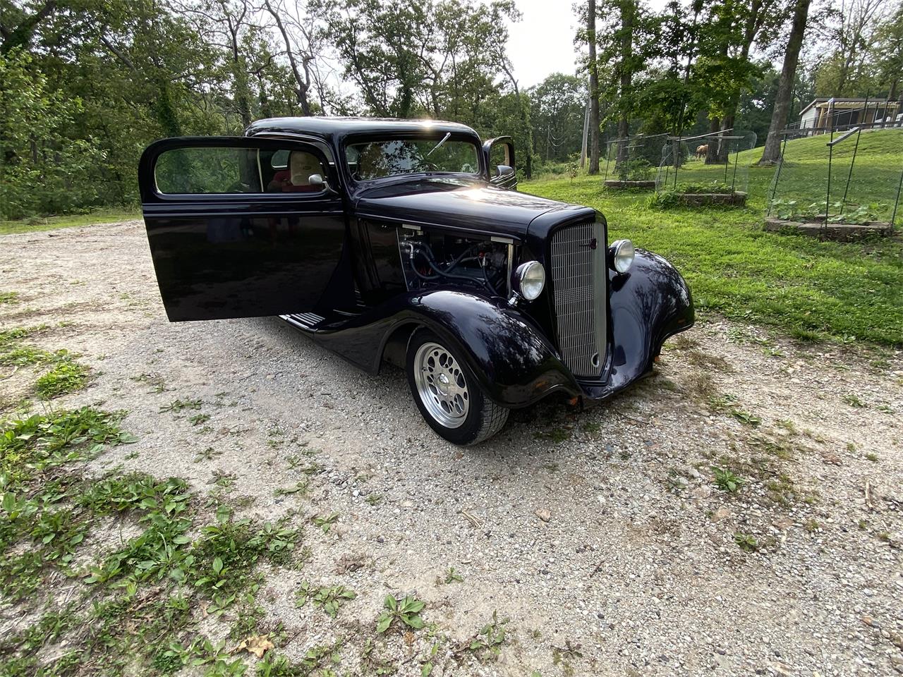 Chevrolet-Coupe-1934-Dark-Purple-Tan-4