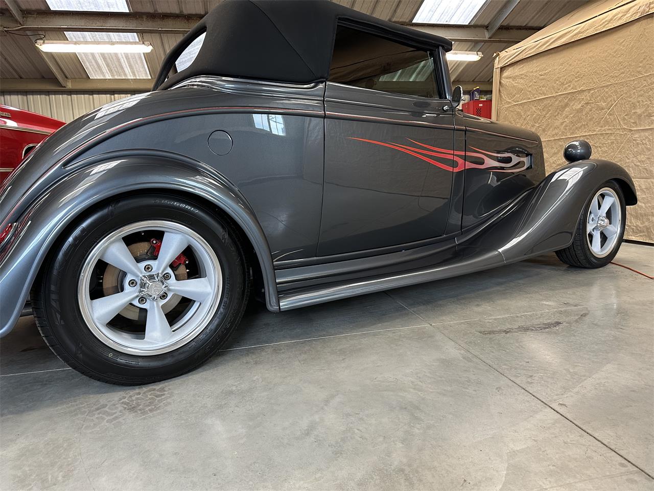 Chevrolet-Coupe-1934-Gunmetal-gray-Red-1