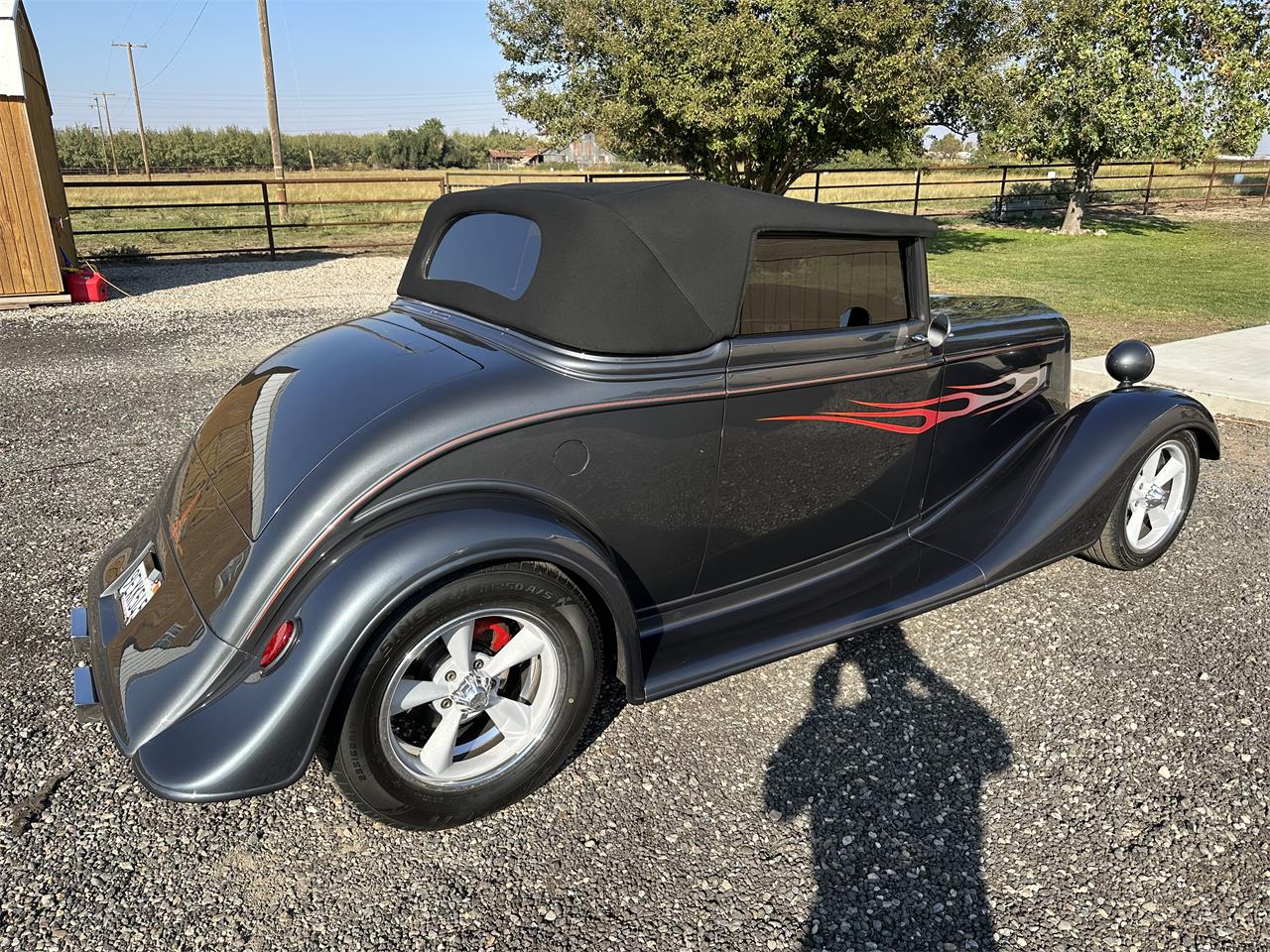 Chevrolet-Coupe-1934-Gunmetal-gray-Red-10
