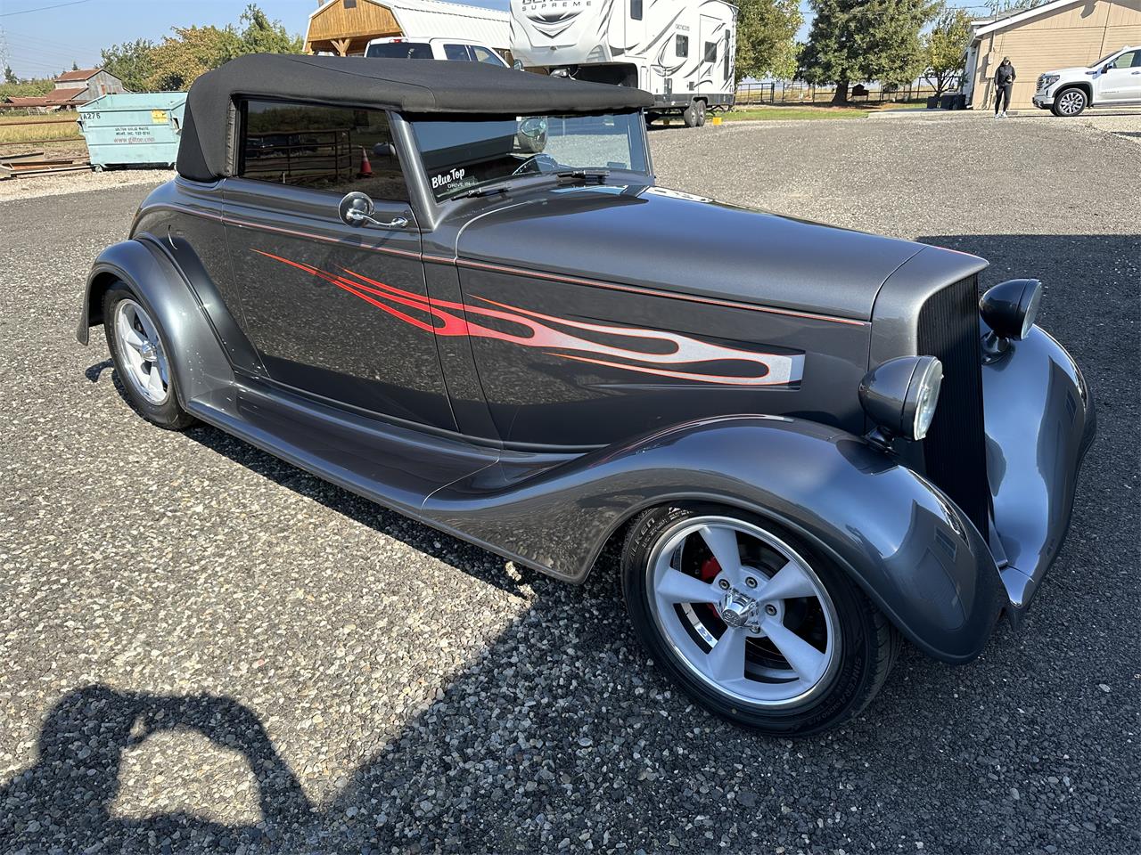 Chevrolet-Coupe-1934-Gunmetal-gray-Red