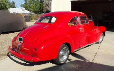 Chevrolet-Coupe-1947-Red-RedTan-1