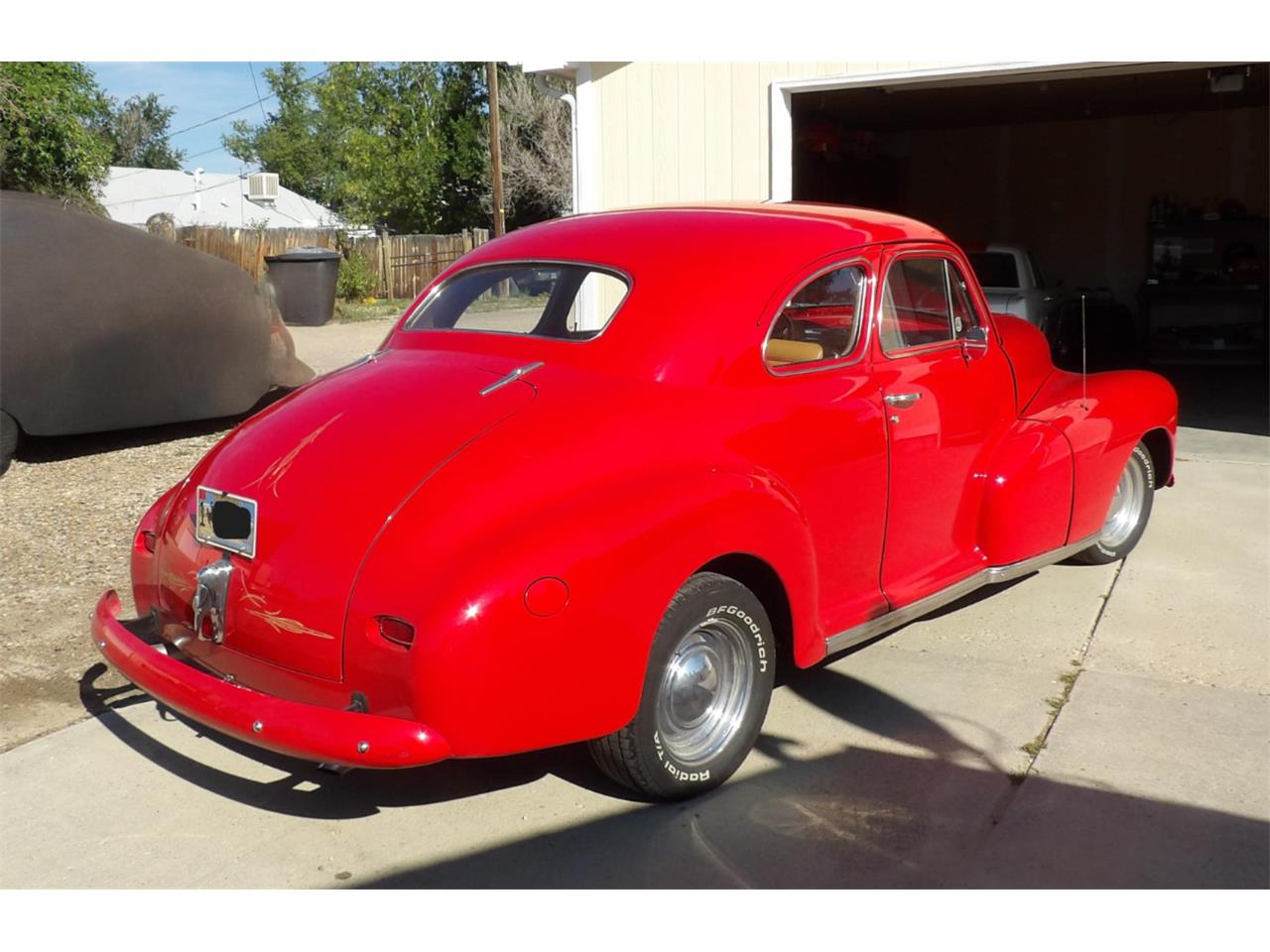 Chevrolet-Coupe-1947-Red-RedTan-1