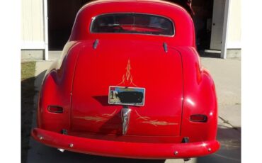 Chevrolet-Coupe-1947-Red-RedTan-2