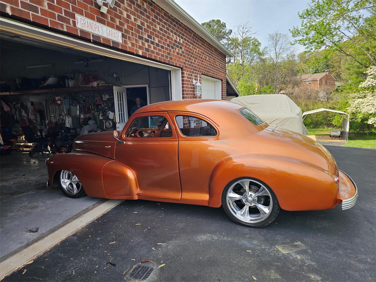 Chevrolet-Coupe-1948-Copper-Browntan-12