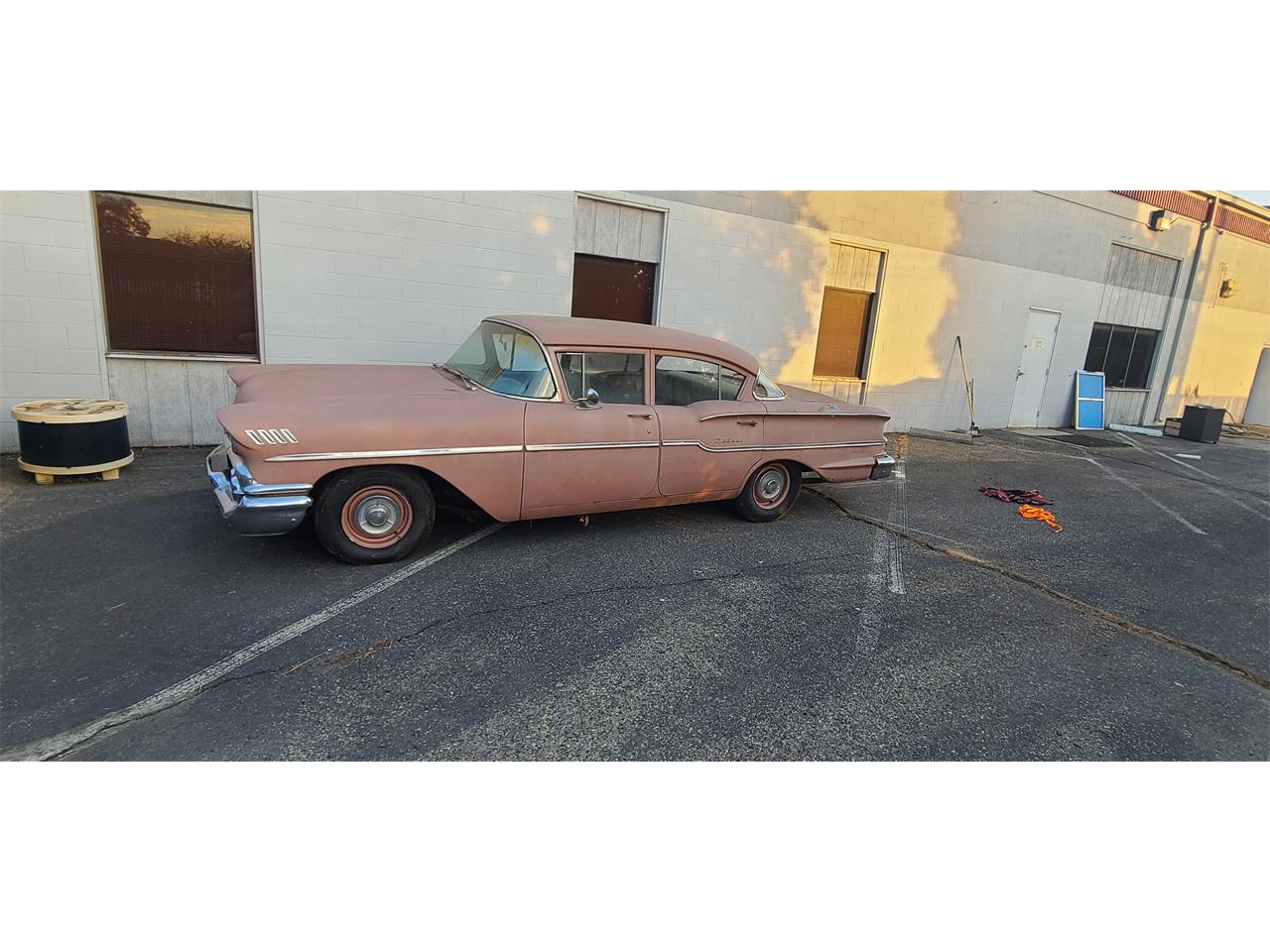 Chevrolet-Delray-1958-Salmon-Gray-2