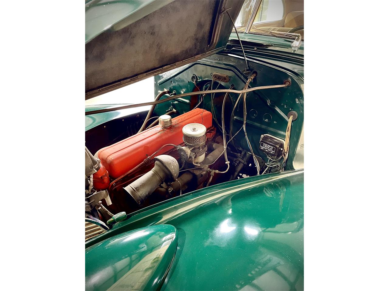 Chevrolet-Deluxe-1939-Dark-Green-Tan-1