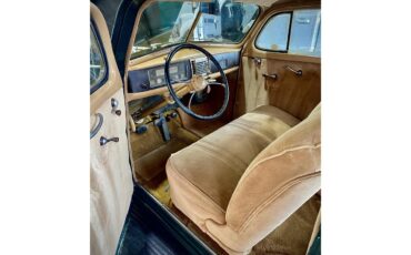 Chevrolet-Deluxe-1939-Dark-Green-Tan-15