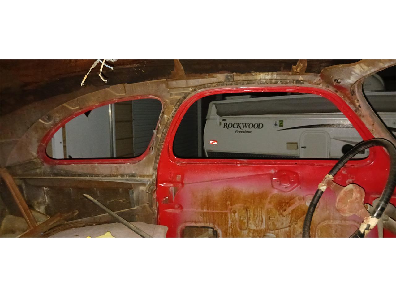 Chevrolet-Deluxe-1941-Red-8