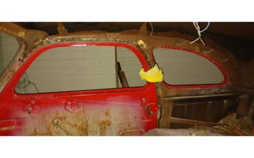 Chevrolet-Deluxe-1941-Red-9